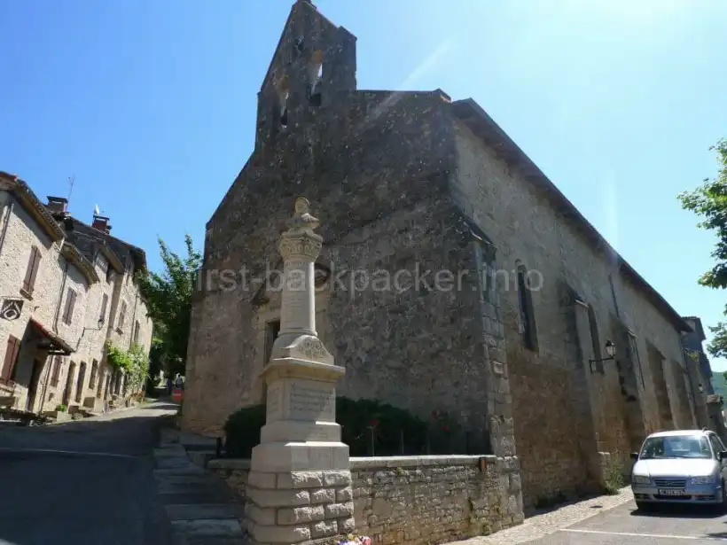 フランス・ブルニケルの小さな教会
