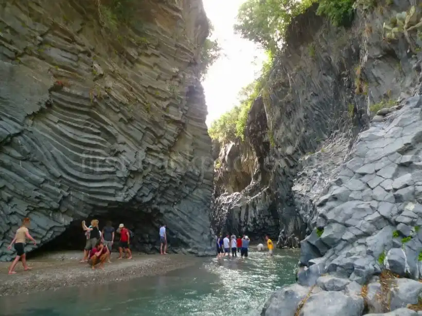 シチリア・Etna Peopleツアーのアルカンタラ渓谷