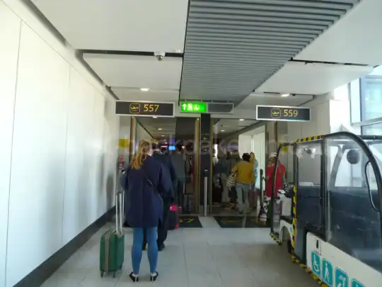 私が実践している、安く航空券を買うためのコツ