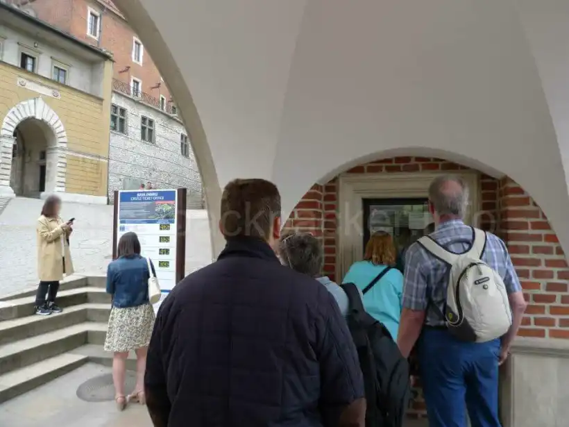 クラクフ旧市街・ヴァヴェル城のチケット売り場