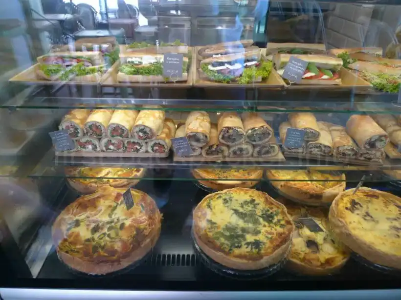 ヴロツワフVincent Cafeのパン