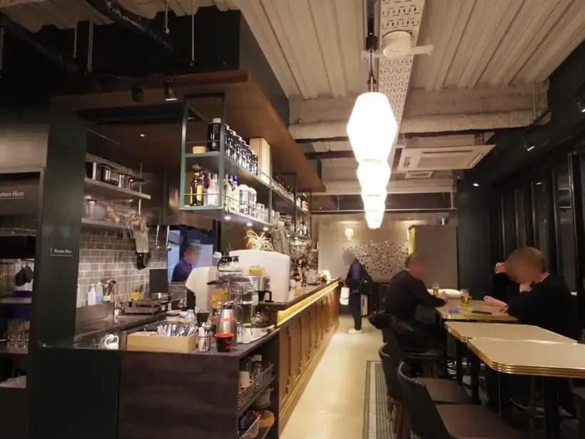 イマノ大阪心斎橋ホステル カフェバー