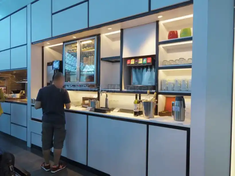 台北桃園空港（第2ターミナル）プラザ・プレミアム・ラウンジZONE A1ドリンク類