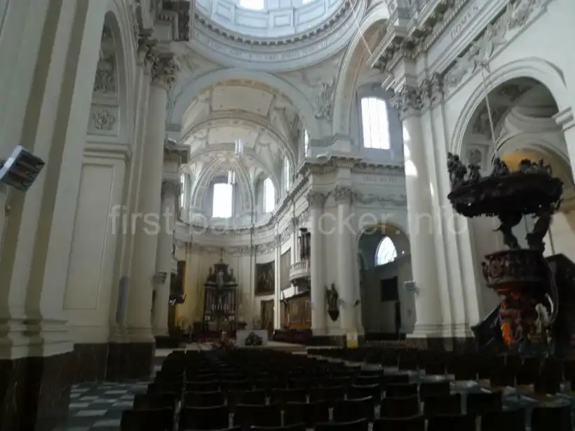 ナミュール・サントーバン聖堂の内部