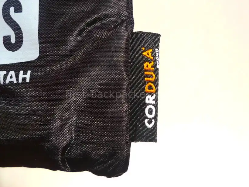 チャムス トレックウォレットのコーデュラタグ