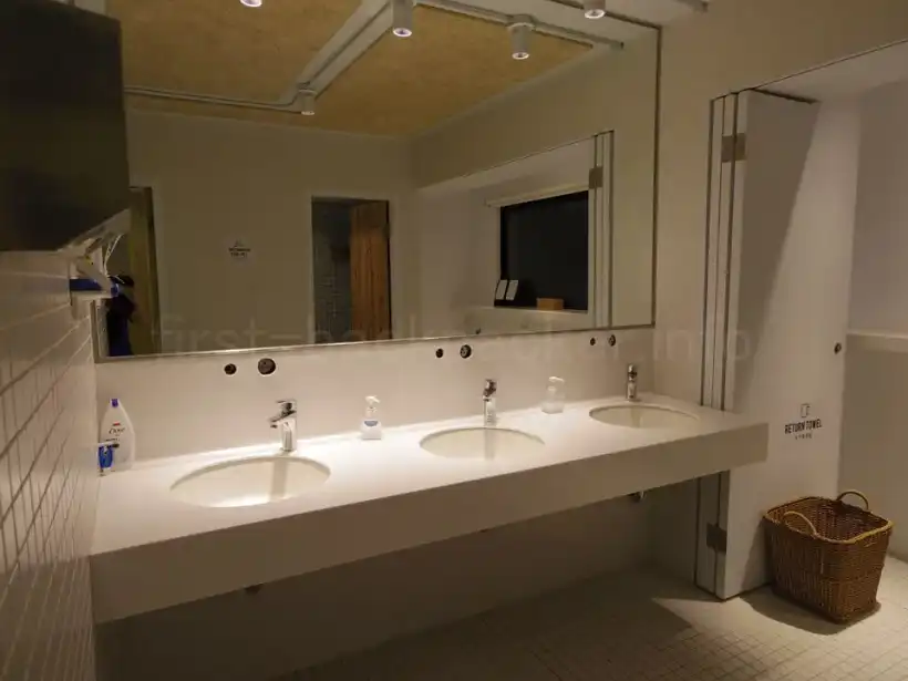 スター ホステル 台北 イーストの洗面所