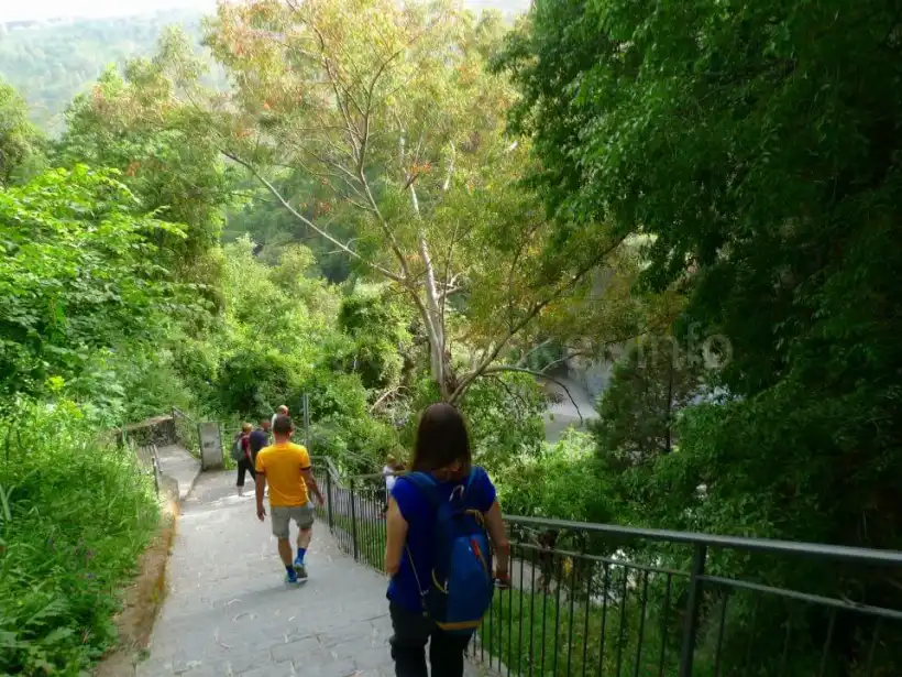 シチリア・Etna Peopleツアーのアルカンタラ渓谷