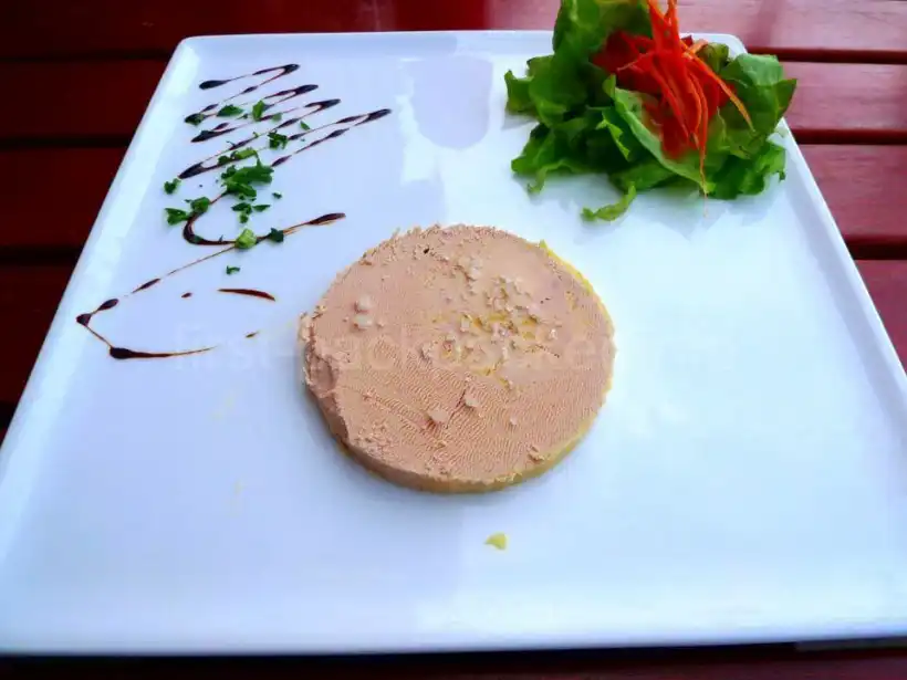 サルラ・ラ・カネダ Le Clos du Périgordのフォアグラ