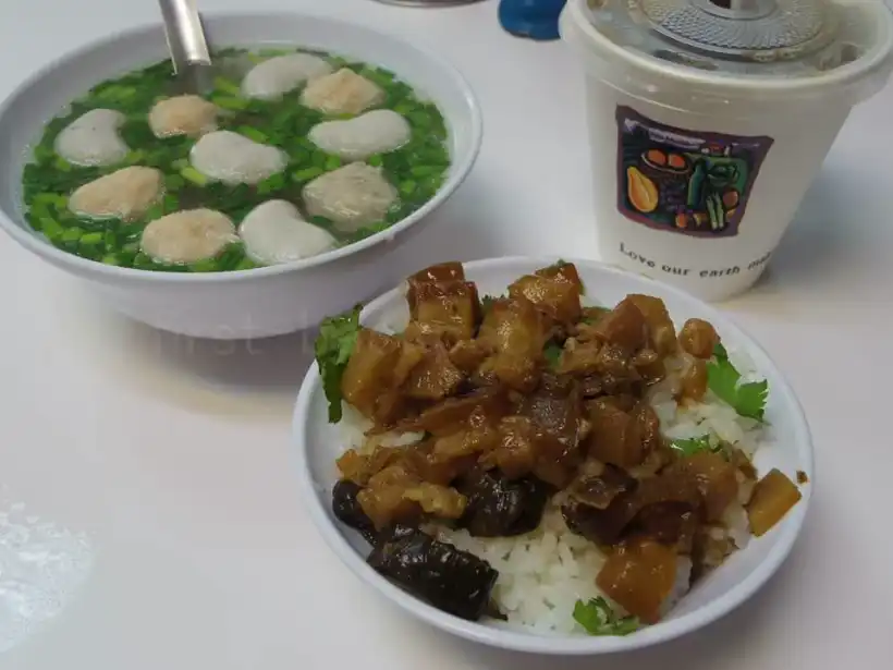 台南 永記虱目魚丸の朝ご飯