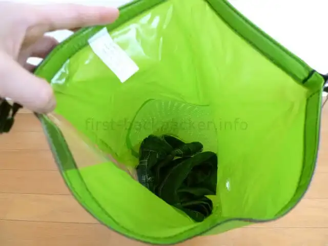 スクラバウォッシュバッグにジーンズを入れてみた