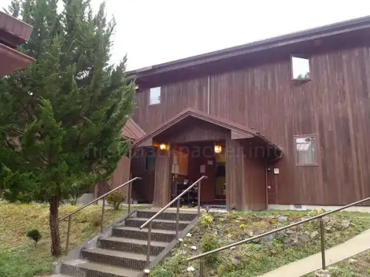 旅行の合間に瞑想修行(ヴィパッサナーで奉仕の巻)