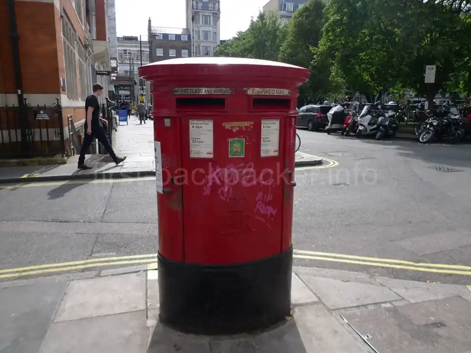 自分宛にも!?喜ばれること必至、旅先からポストカードを出してみよう!