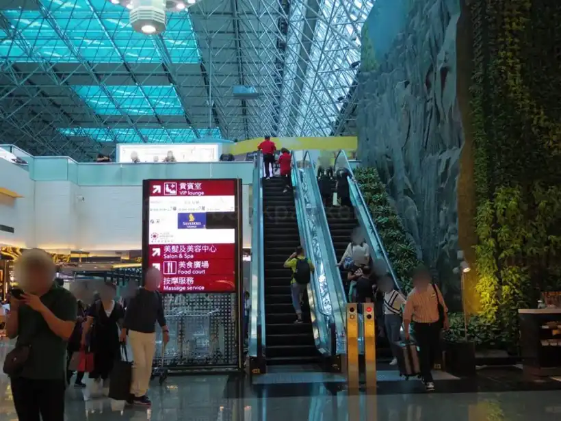 台北桃園空港（第2ターミナル）プラザ・プレミアム・ラウンジZONE A 行き方