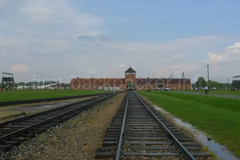 ビルケナウの死の門