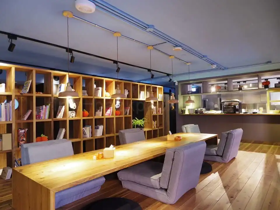 ホステル宿泊ならでは!世界の旅人との出会いを楽しもう