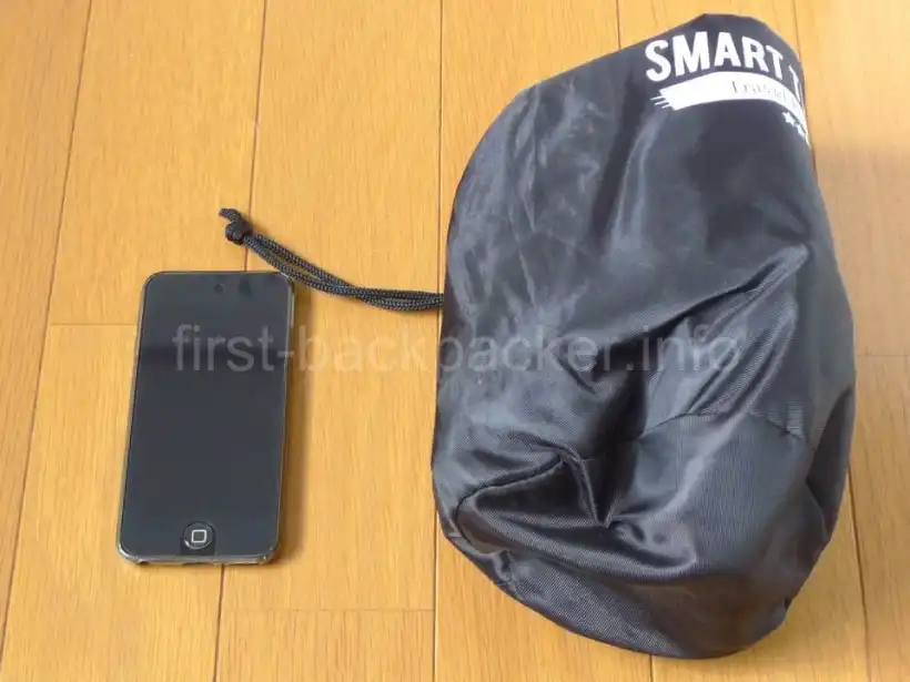 空気で膨らますフットレスト