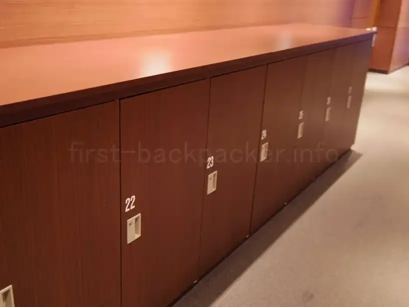 新千歳空港スーパーラウンジ ロッカー