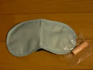 ドミトリー泊はアイマスクと耳栓で快適